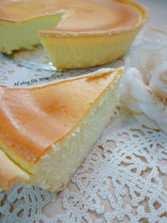 Morozoff 摩洛索夫(台中新光三越店)：試吃) 摩洛索夫 來自日本的濃郁起士蛋糕 丹麥起士 檸檬起士蛋糕