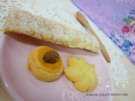金格喜餅--幸福小築系列-愛情誓約：試吃) 超漂亮小房子禮盒 金格喜餅 愛情誓約喜餅 每種都好吃