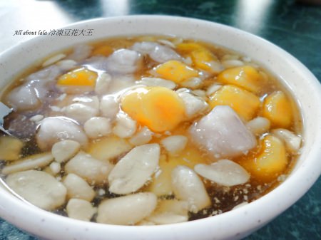 冷凍豆花大王：鹿港 老店新莊潢 冷凍豆花大王 實在好味道